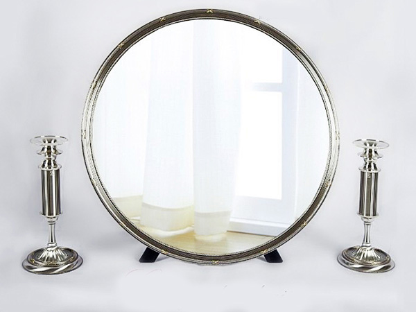 اهمیت آینه و شمعدان در مراسم عقد